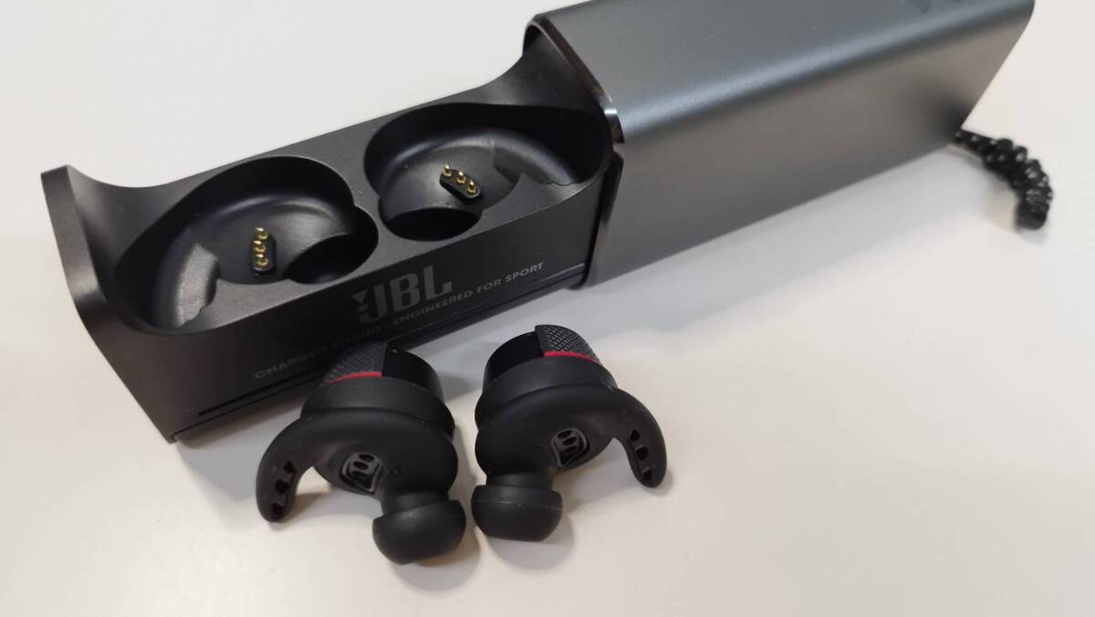 JBL UNDER ARMOUR TRUE WIRELESS FLASH_画像3