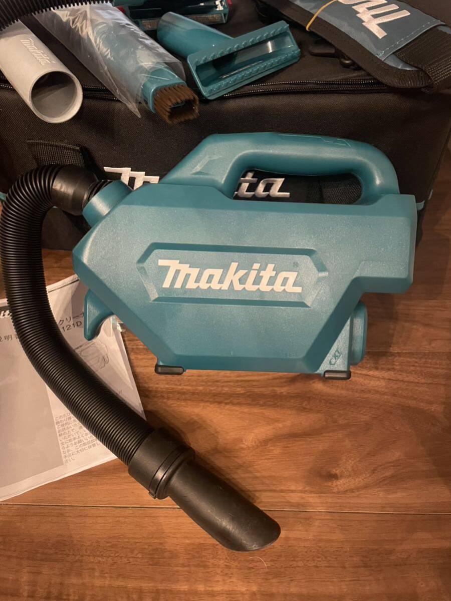  beautiful postage included .makita Makita rechargeable cleaner CL121D soft bag 