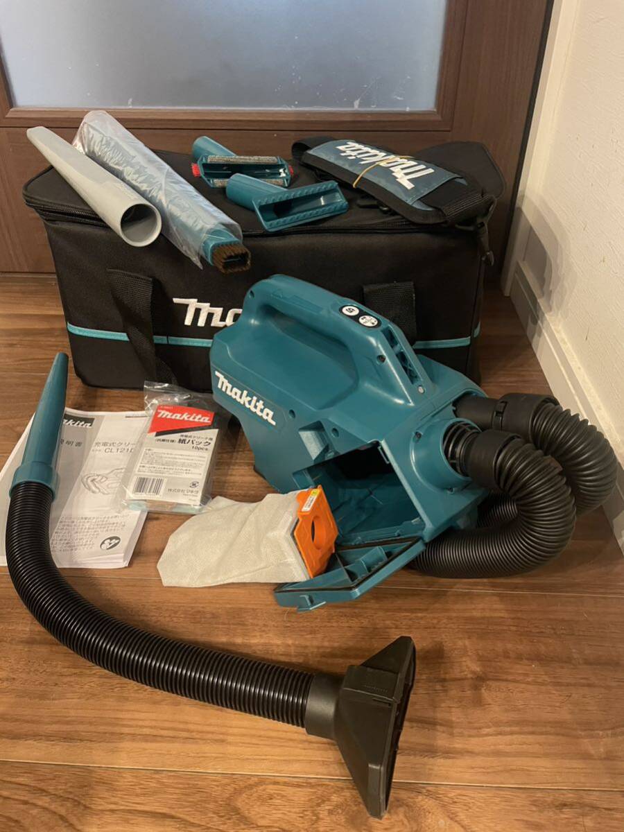  beautiful postage included .makita Makita rechargeable cleaner CL121D soft bag 