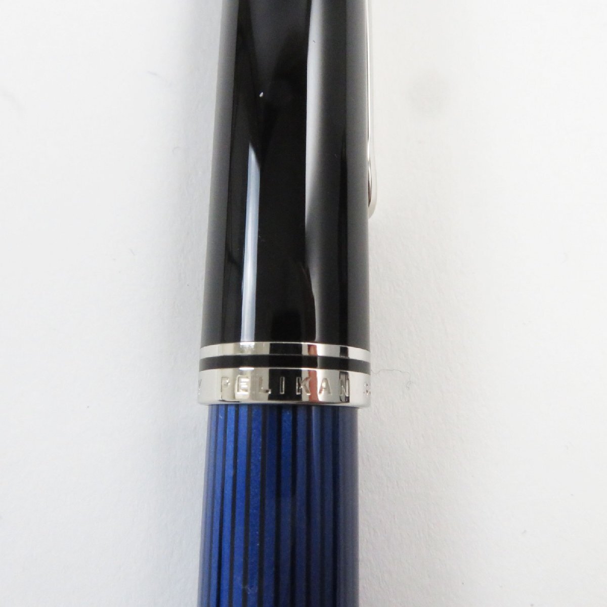 極美品●PERIKAN ペリカン M800 スーベレーン ペン先18K(18C-750F) EFニブ ロゴ刻印入り ストライプ柄 万年筆 ブルー メンズ_画像7