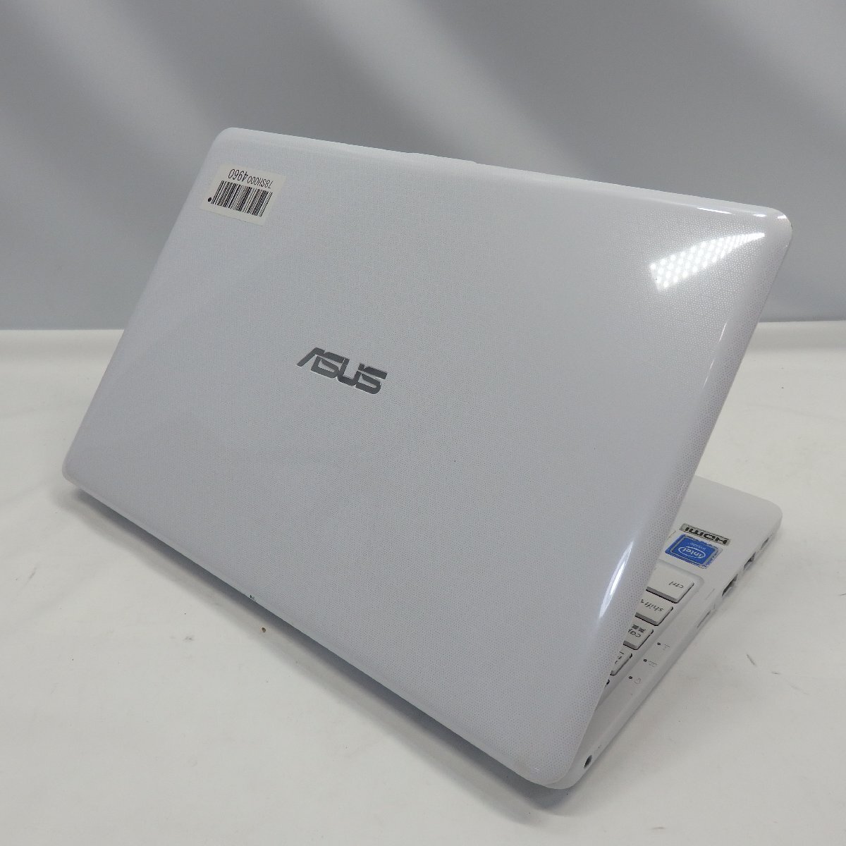 [ Junk ]ASUS E203M Celeron N4000 1.1GHz/4GB/ flash memory 64GB/11 -inch /OS less [ Tochigi shipping ]