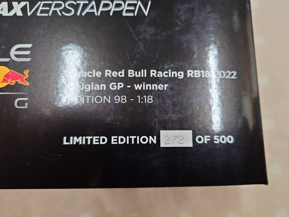 1/18　ミニチャンプス レッドブルホンダ RB18 2022年 ベルギーGP フェルスタッペンショップ限定_画像3