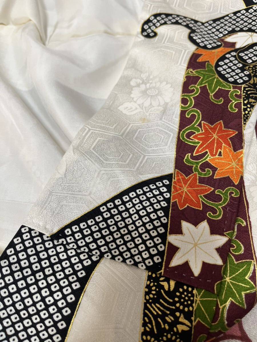 アンティーク風　正絹　振袖　駒刺繍　季節の花　帯付き_画像5