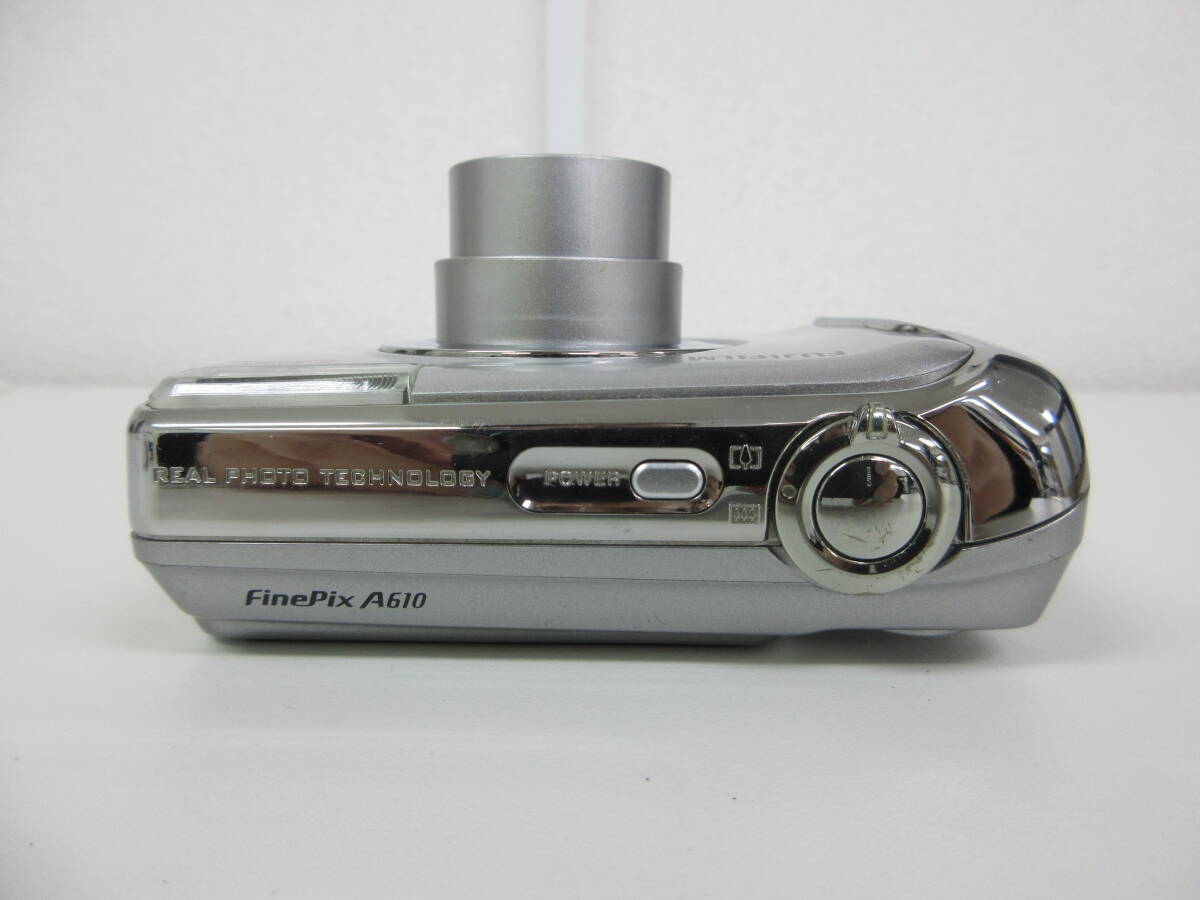 中古 カメラ FUJIFILM 富士フイルム FinePix A610 デジタルカメラ 単三電池駆動 ※通電のみ確認済 ／D_画像5