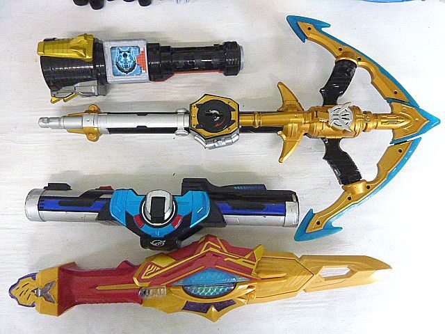 t419 Junk present condition goods Squadron sama . approximately 18kg rom and rear (before and after) summarize large amount tokyuuja-/ryuu saw ja-/kyuu Ranger / Ultraman / other 