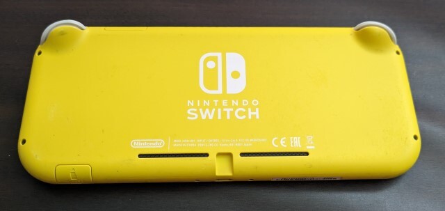  free shipping Nintendo Switch Lite yellow yellow body (HDH-001) charger (HAC-002) the first period . ending operation verification NINTENDO