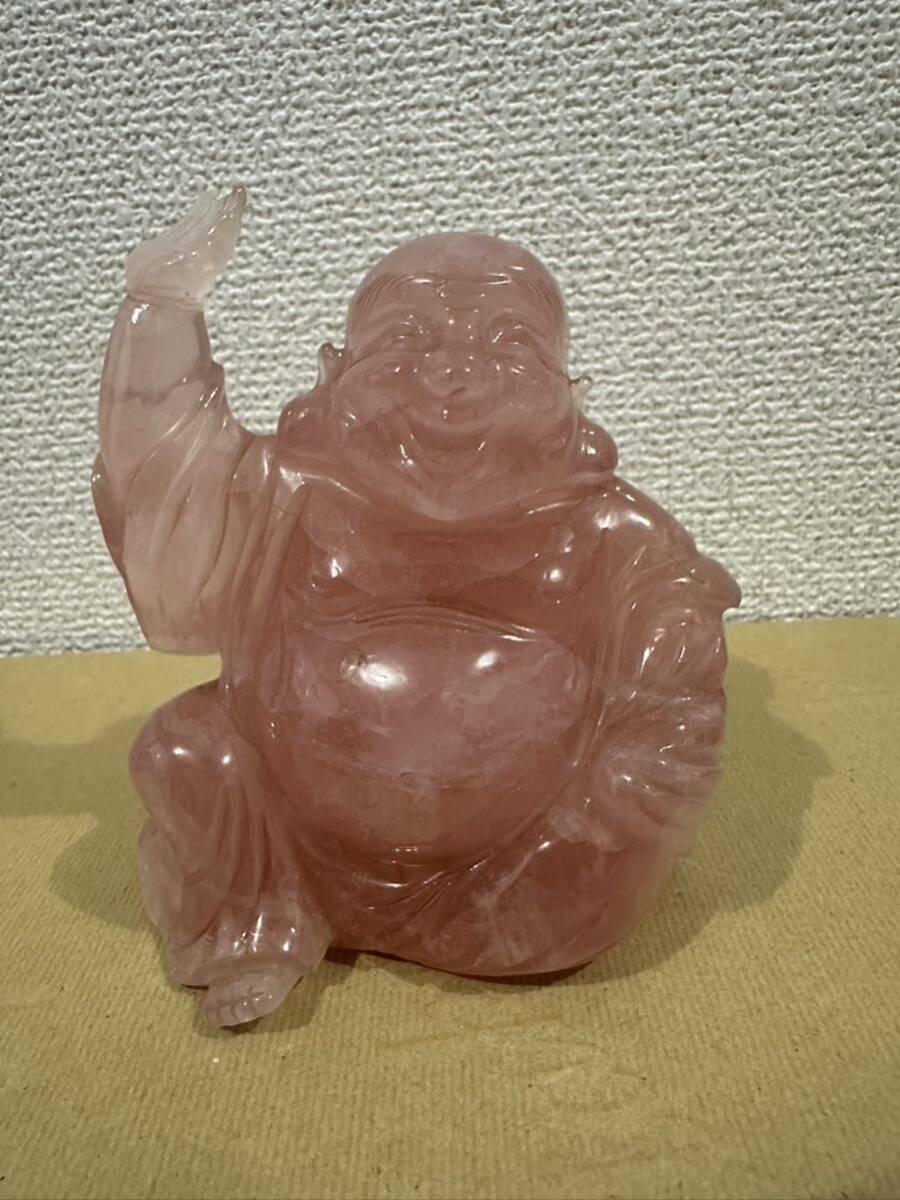 【1000円スタート】布袋尊？ローズクォーツ？ ピンク 天然石 縁起物 風水 置物 happy Buddha お守り ピンククォーツ 七福神 魔除 浄化 の画像1