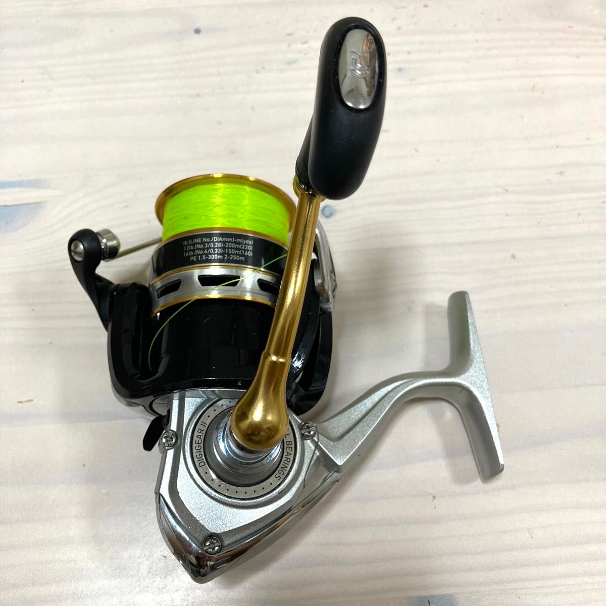 DAIWA CREST 3000H リール ダイワ