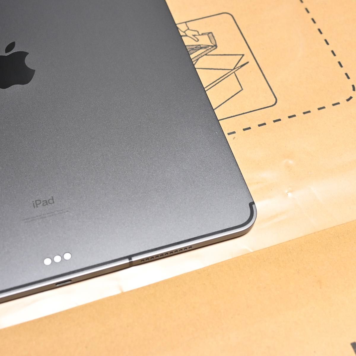 iPad Pro 12 9インチ M1 128GB 2021 第5世代 スペースグレイ iPad Pro 12 9インチ M1 128GB 2021 第5世代 スペースグレイ