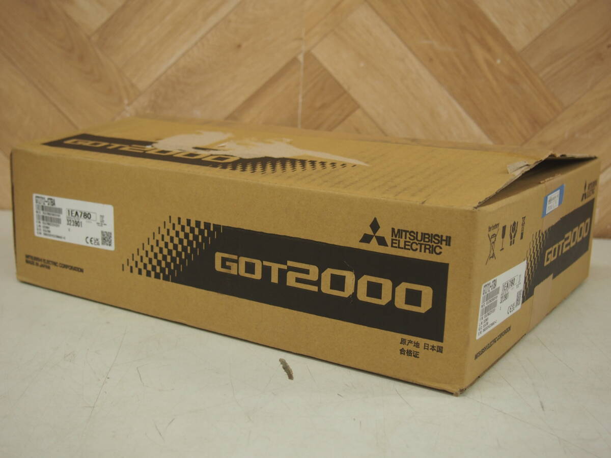 ★【1Y0520-3】 新品未使用品 MITSUBISHI ELECTRIC 三菱電機 タッチパネル GT2712-STBA 2023年製 GOT2000 動作保証