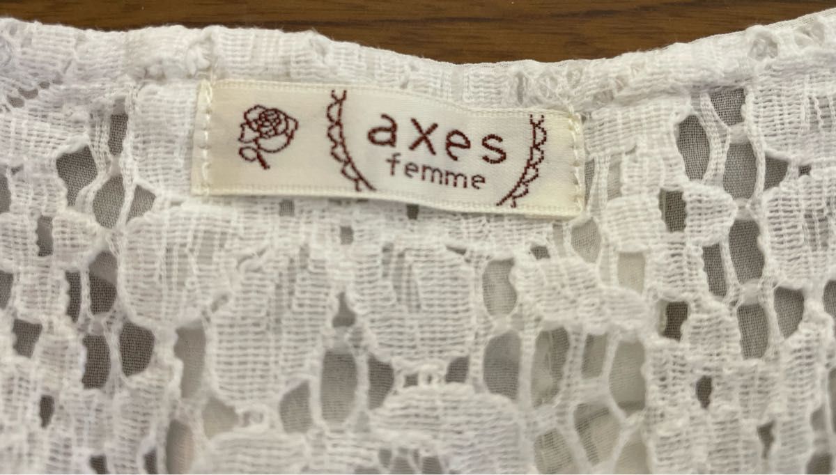 アクシーズファム　axes femme ホワイトブラウス　タンクトップ　キャミソール