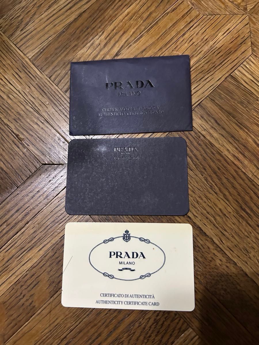 PRADA ナイロン 財布 黒 プラダ