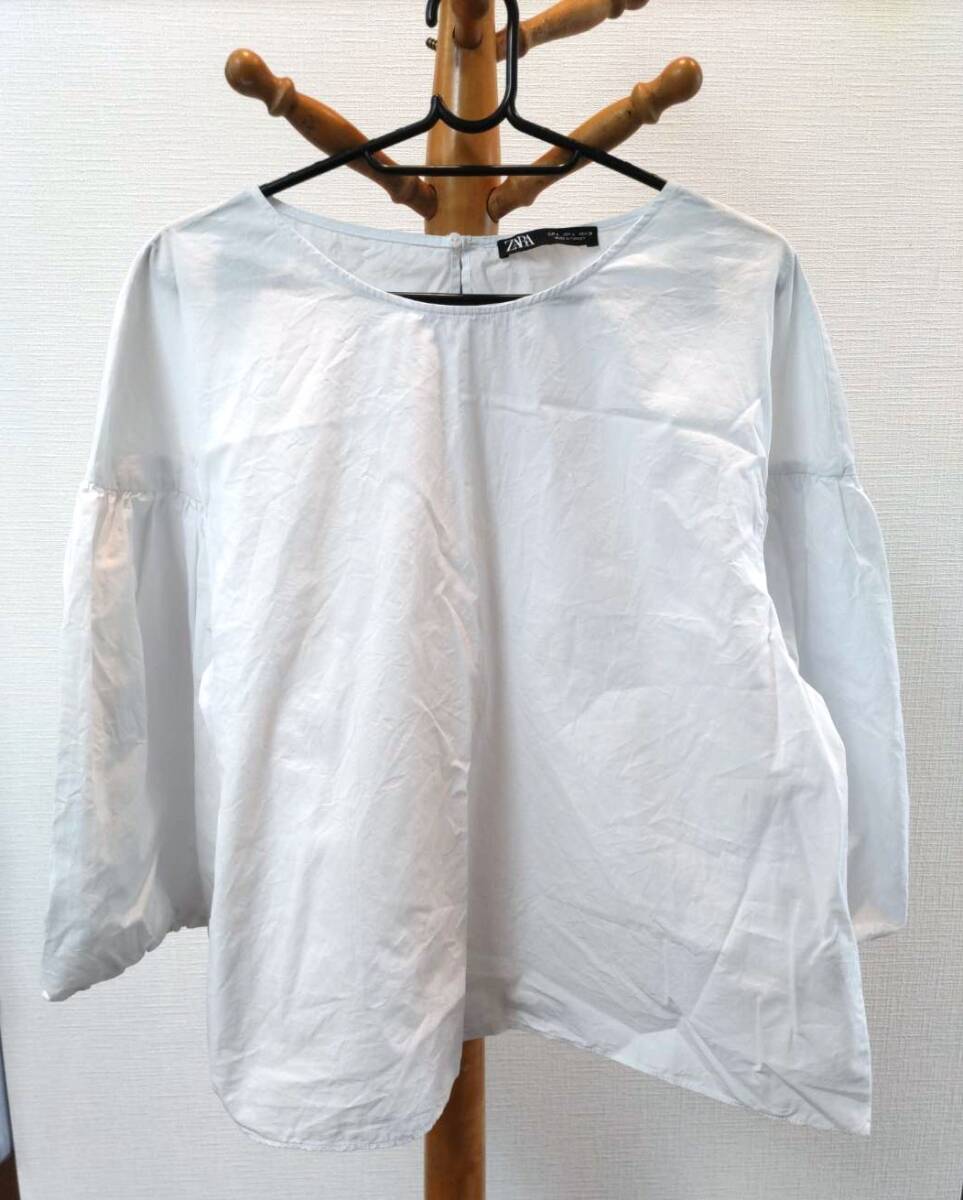 未使用☆保管品　ZARAシャツ　ブラウス　バルーン袖　コットン　白ホワイト　Lサイズ_画像1