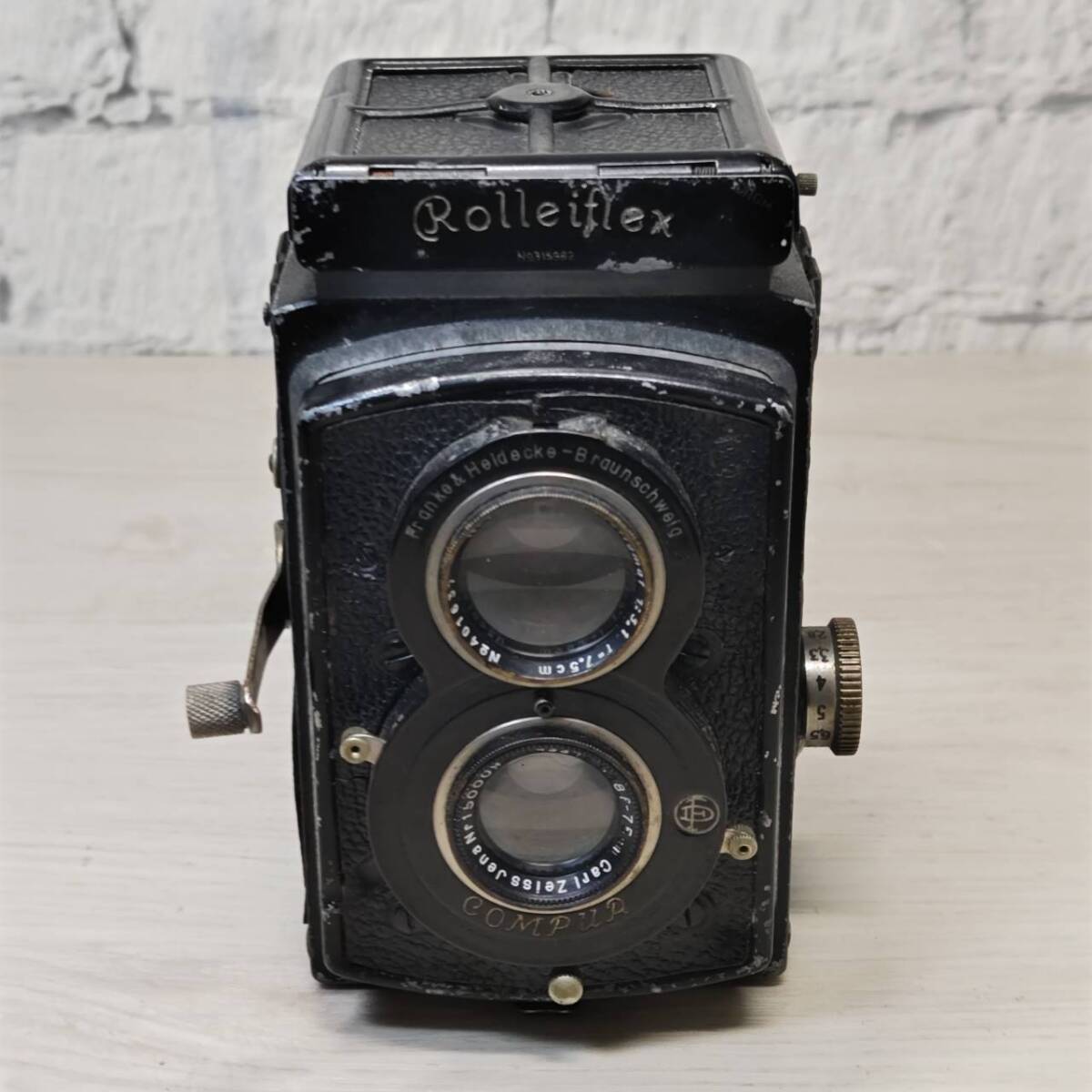 【YH-8949】中古現状品 2眼 8ｍｍシネマカメラ フィルムカメラ 計 4台セット FUJICA Ricoh などの画像2