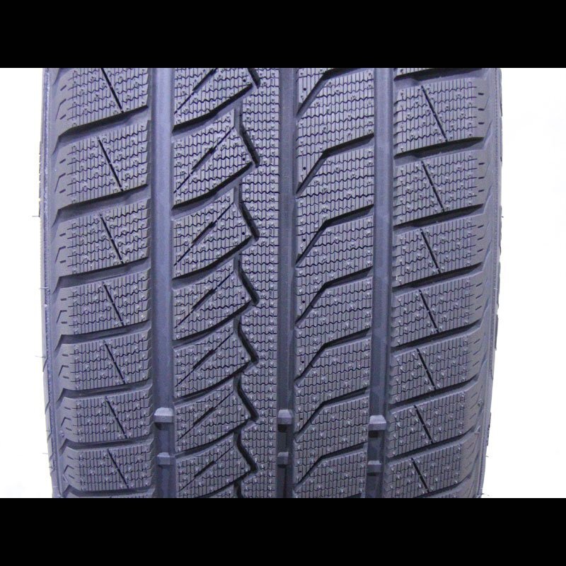 新品 未使用 4本 スタッドレスタイヤ 2022年 送料無料 225/50R17 98H 冬用タイヤ 冬タイヤ スタットレス スノータイヤ 17インチ 225-50R17_画像3