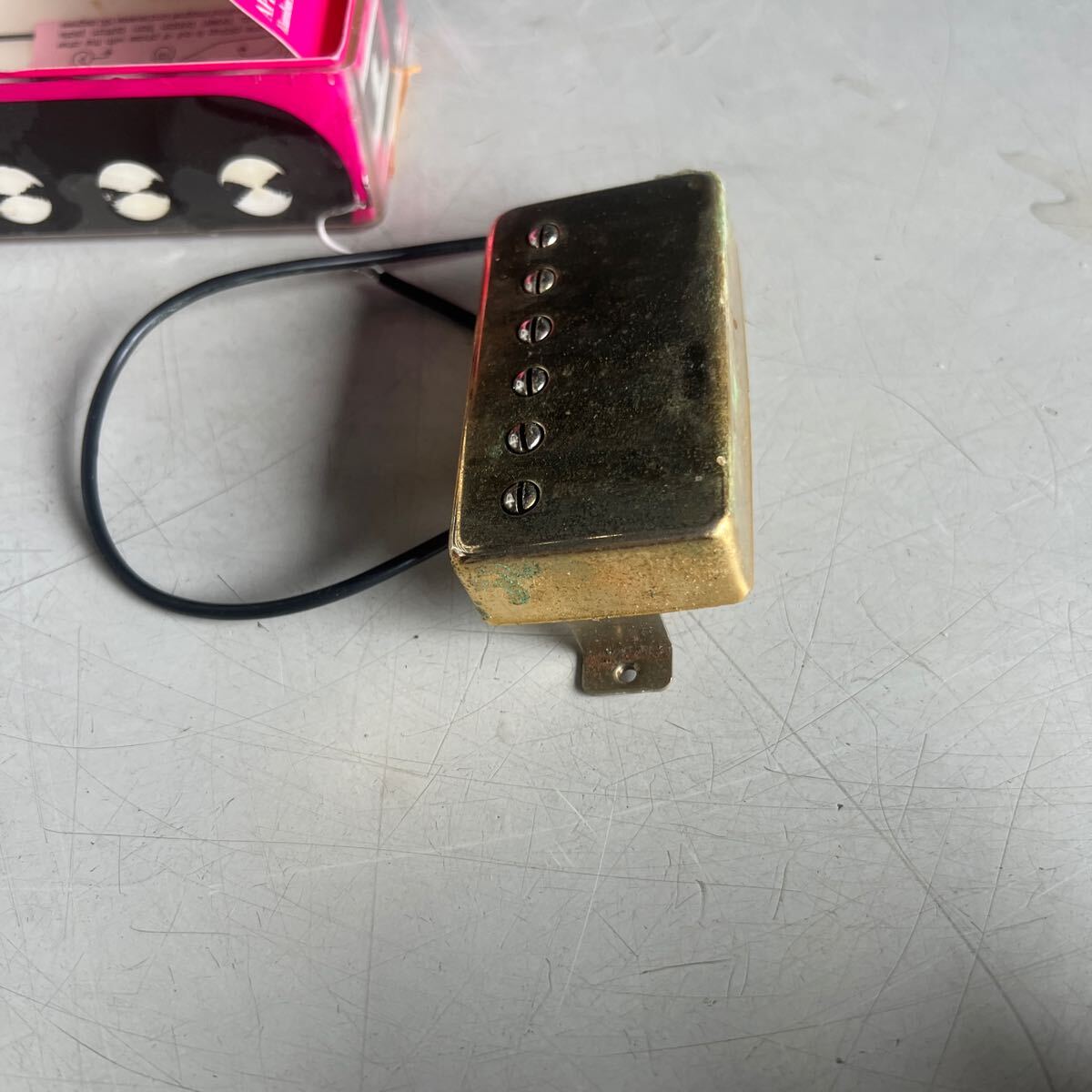 F69 レタパ520円発送　中古　現状品　Seymour Duncan APH-1n フロント用 ピックアップ_画像4