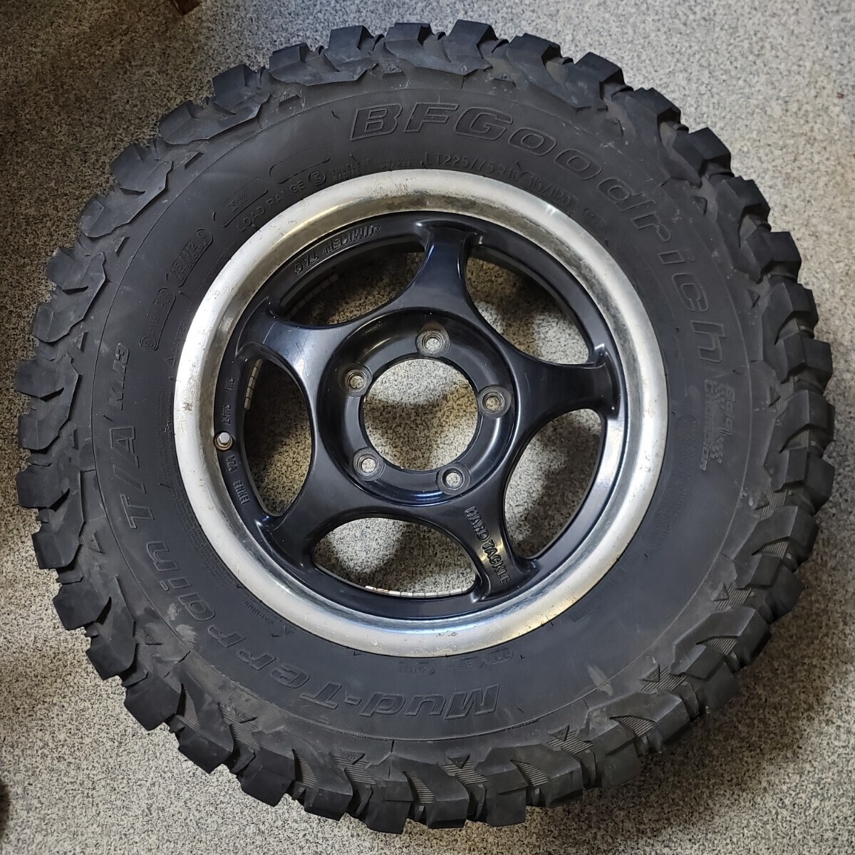 ジムニー タイヤ ホイールセット BFグッドリッチ 225/75R16 ジムニー ハードタックル ジムケンタック _画像1