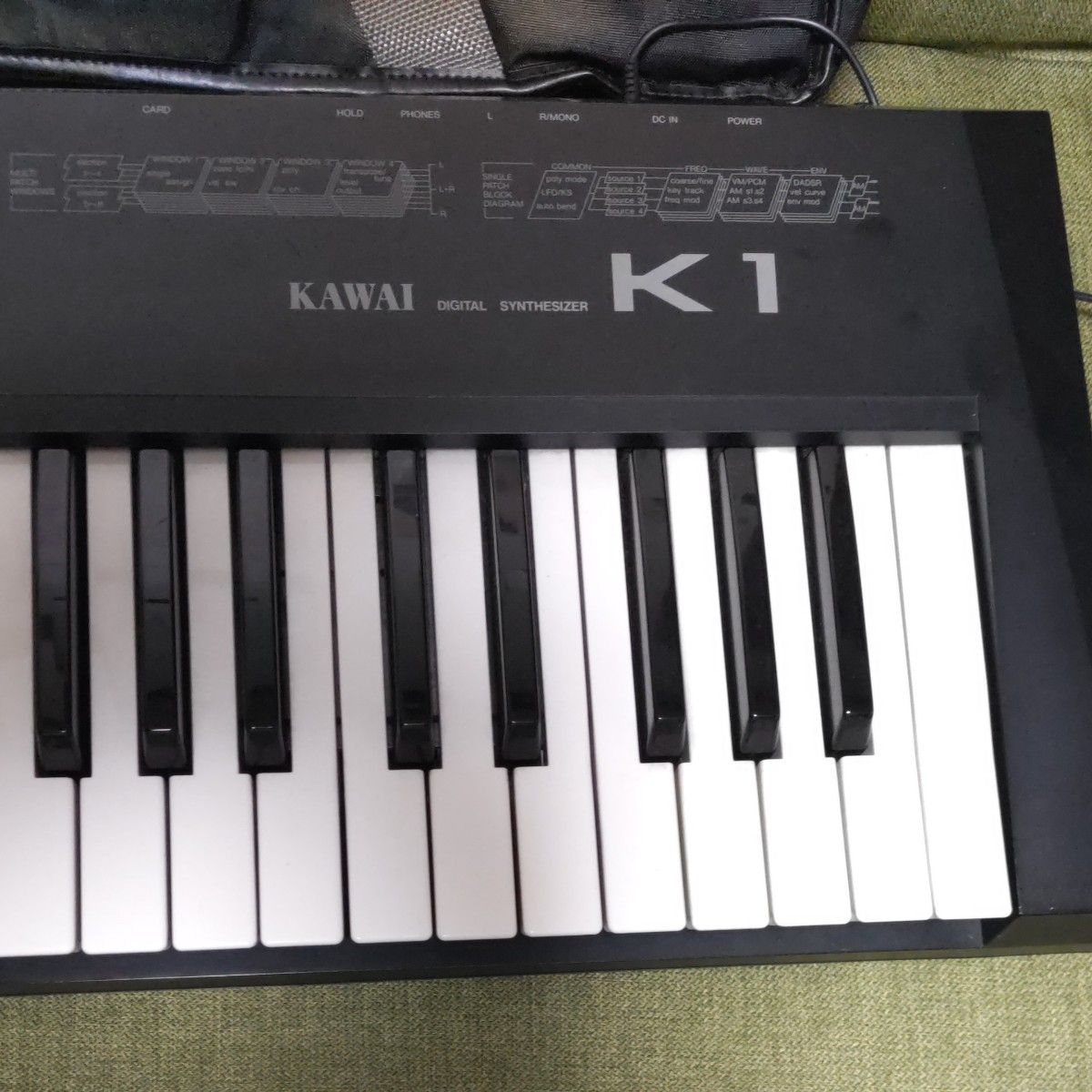 シンセサイザー KAWAI K1