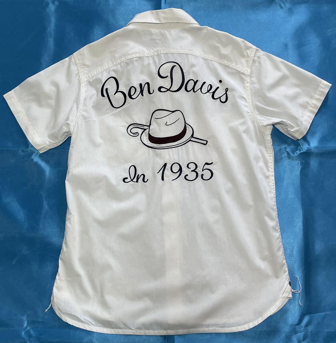 ベン・デイビス【BEN DAVIS】ベンデビス・サンマリノ・1935・白色ワークシャツ・ボーリングシャツ・コットン100%・オシャレ刺繍・Mサイズ_画像1