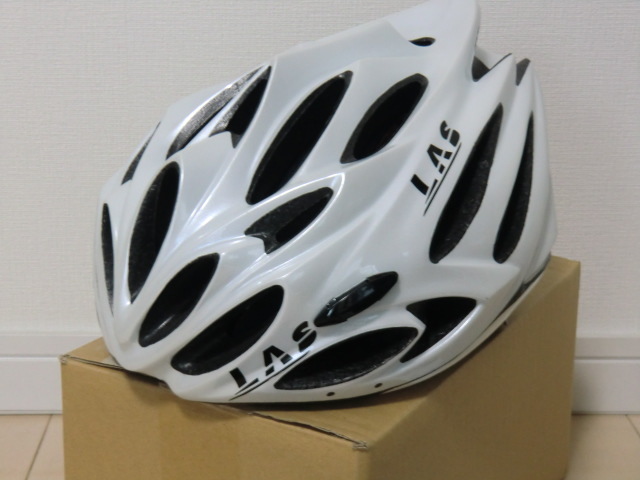 自転車用ヘルメット LAS SQUALO ホワイト 美品の画像1