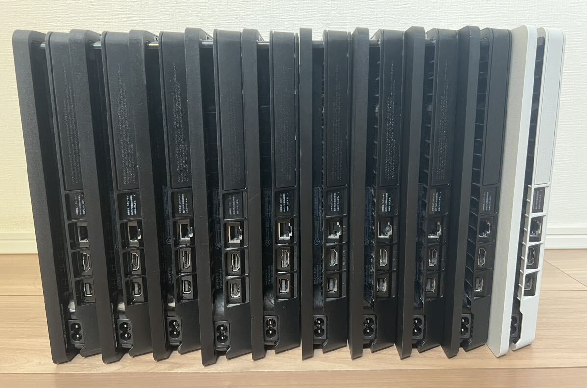PS4本体　型番CUH-2200A 8台とCUH-2100B 2台 10台セット_画像2