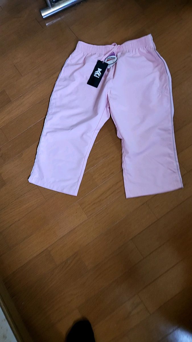 ■新品未使用タグつき WILSON ■テニス パンツ ピンク 熊さんマーク ２枚目からも見て下さい