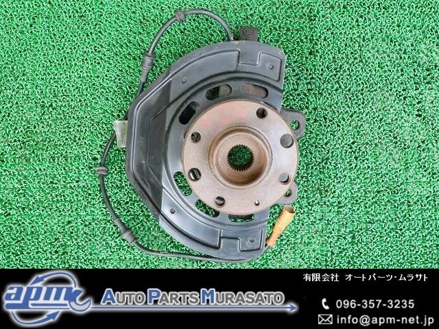 * Opel Vectra XH 96 year XH180 right front hub Knuckle ( stock No:47078)