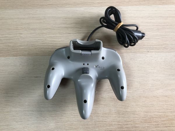 N64 ニンテンドー64 周辺機器 コントローラー ブラック 【管理 18731】【C】_画像2