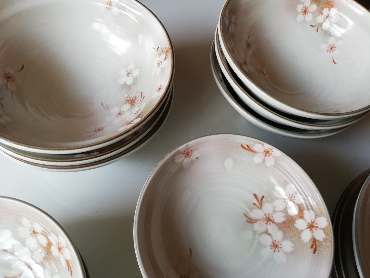 送料無料 ● 桜 ● 食器 お皿 小皿 茶碗 / 花柄 セット 和食器_画像3