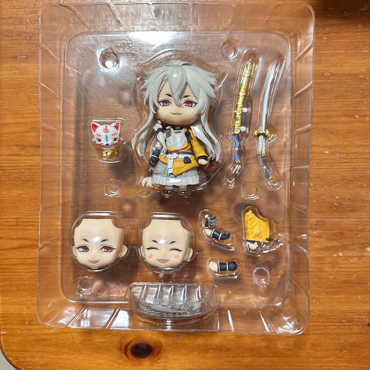 美品】ねんどろいど 刀剣乱舞-ONLINE-小狐丸 初回生産封入特典 美品】ねんどろいど 刀剣乱舞-ONLINE-小狐丸 初回生産封入特典