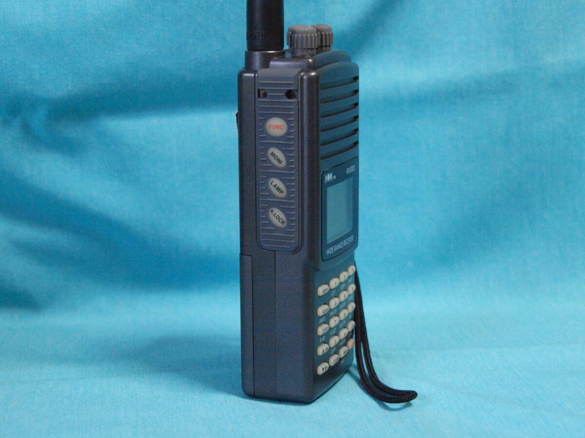 AOR wide-band receiver AR8000
