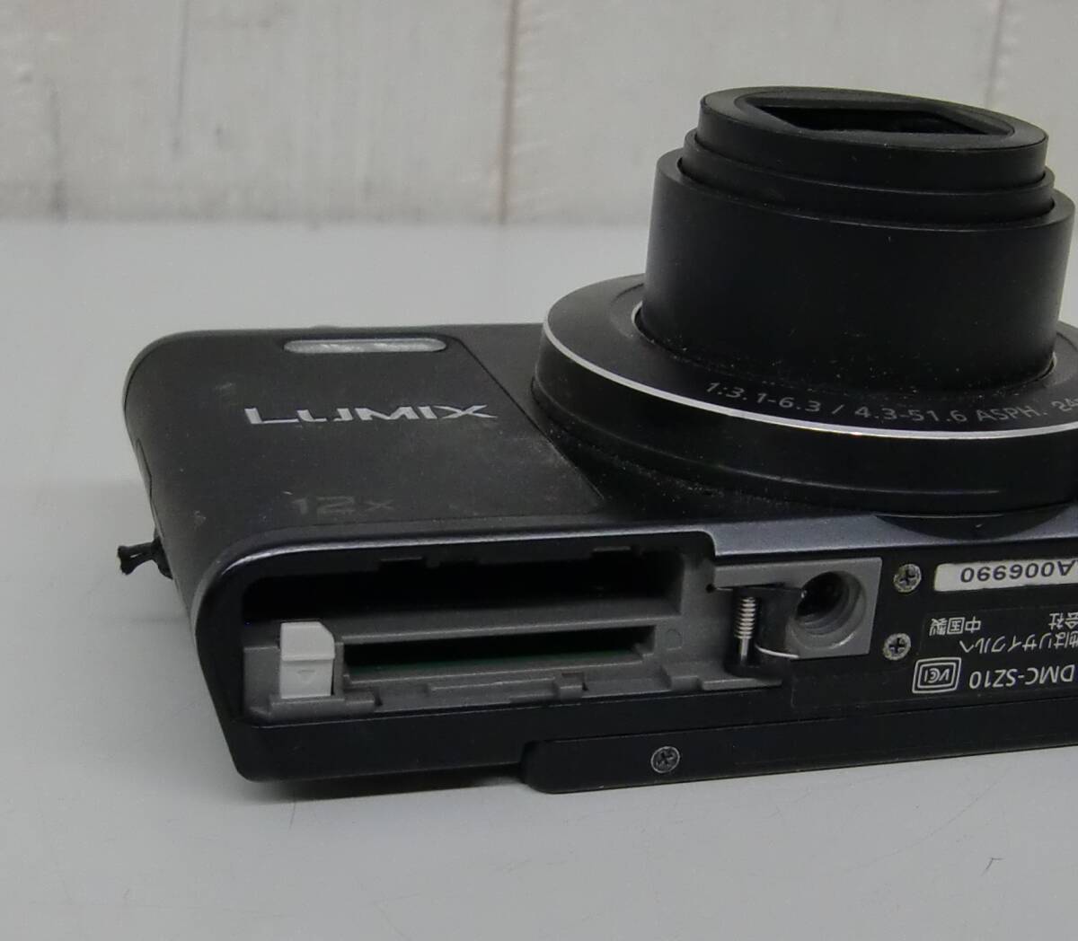 当時物 ＊レトロデジタルカメラ ＊PANASONIC LUMIX DMC-SZ10 ブラックボディ＊1：3.1-6.3 ASPH 24mm WIDE ＊電池室のフタなし ジャンク品_画像8