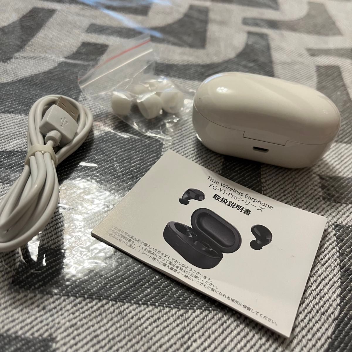 True wireless earphone FG-Y1Proシリーズ　ワイヤレスイヤホン Bluetooth