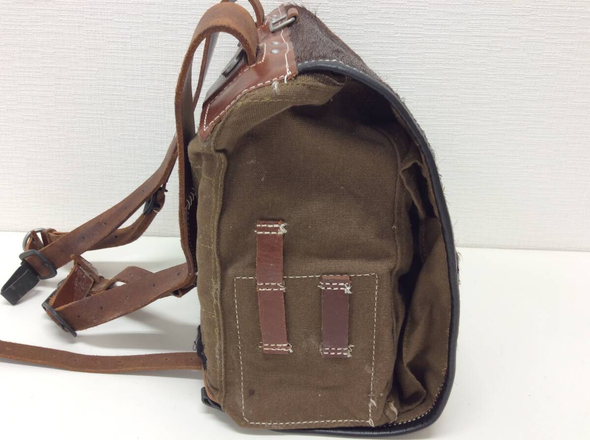 #5651 Germany .. yes. . bag rucksack replica military details unknown long-term keeping goods * photograph . please verify 