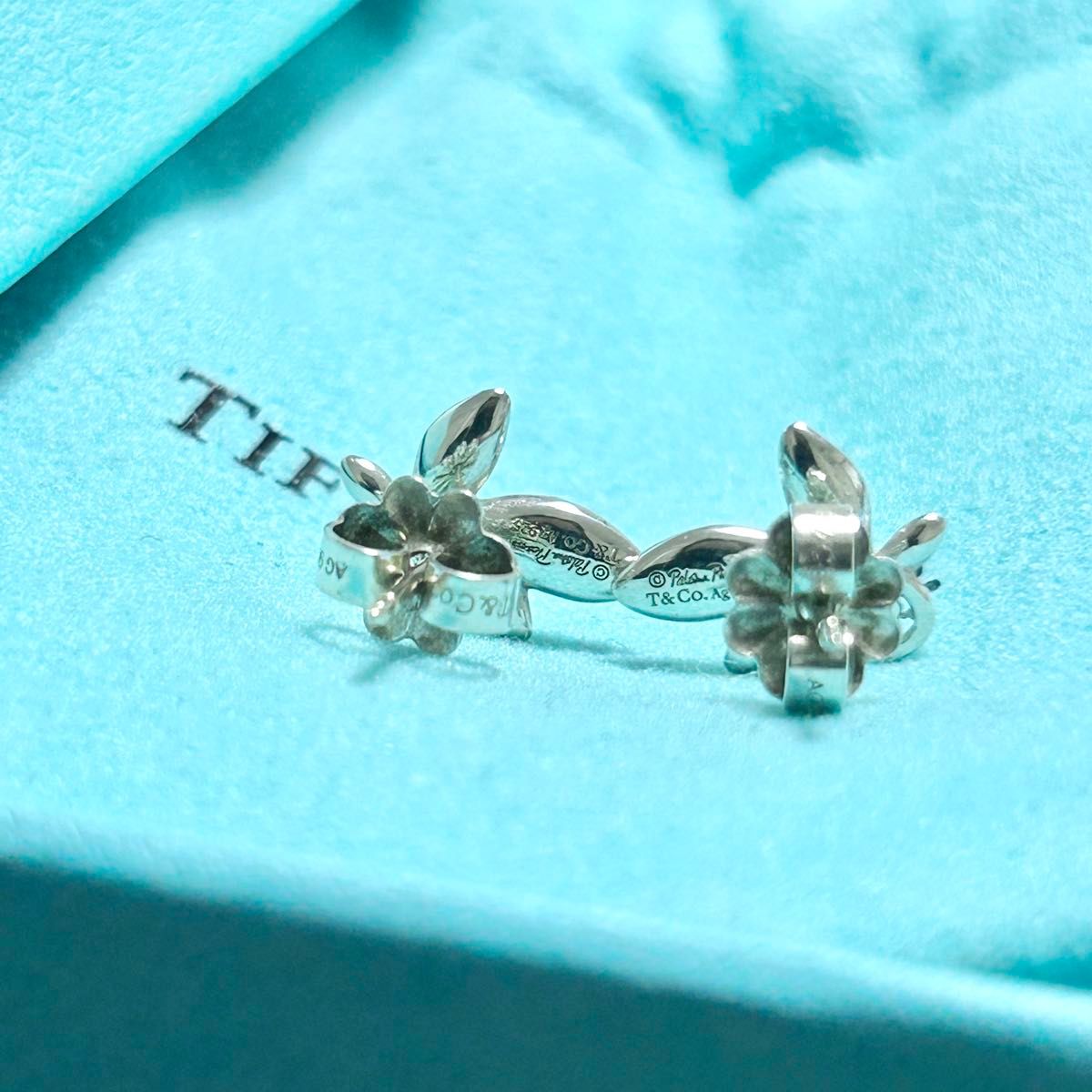 ティファニー オリーブ リーフ ピアス Tiffany シルバー 両耳 美 ティファニー オリーブ リーフ ピアス Tiffany シルバー 両耳 美