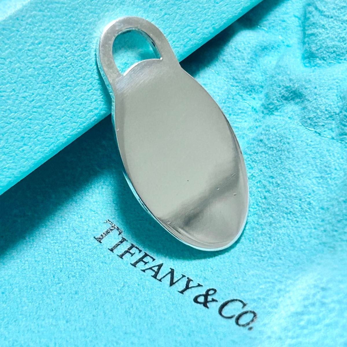 ティファニー　リターントゥ　オーバル　タグ　ネックレス　ペンダント　トップ　Tiffany 美品　シルバー