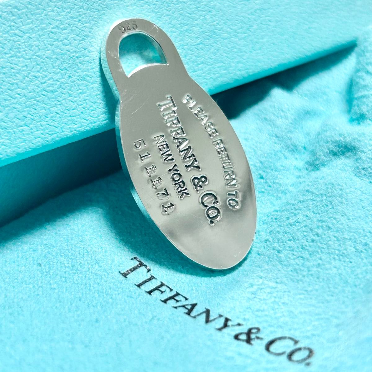 ティファニー　リターントゥ　オーバル　タグ　ネックレス　ペンダント　トップ　Tiffany 美品　シルバー