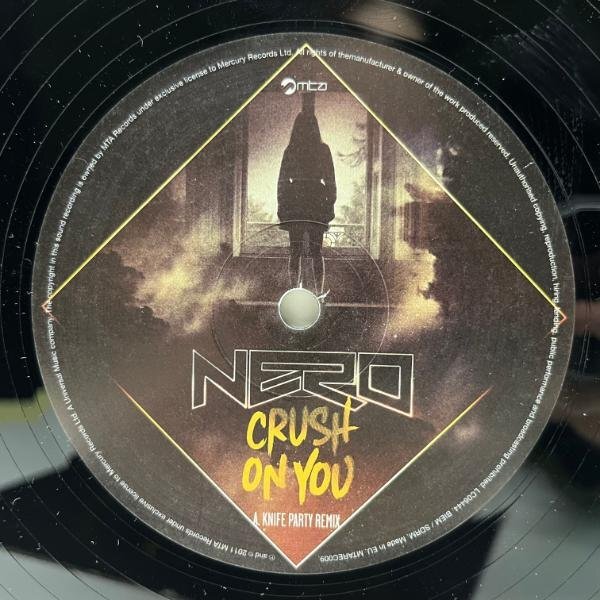 UKプレス 12インチ NERO Crush On You (More Than Alot / MTAREC 009) 1st.アルバム『Welcome Reality』カット Dubstep 45RPM._画像3