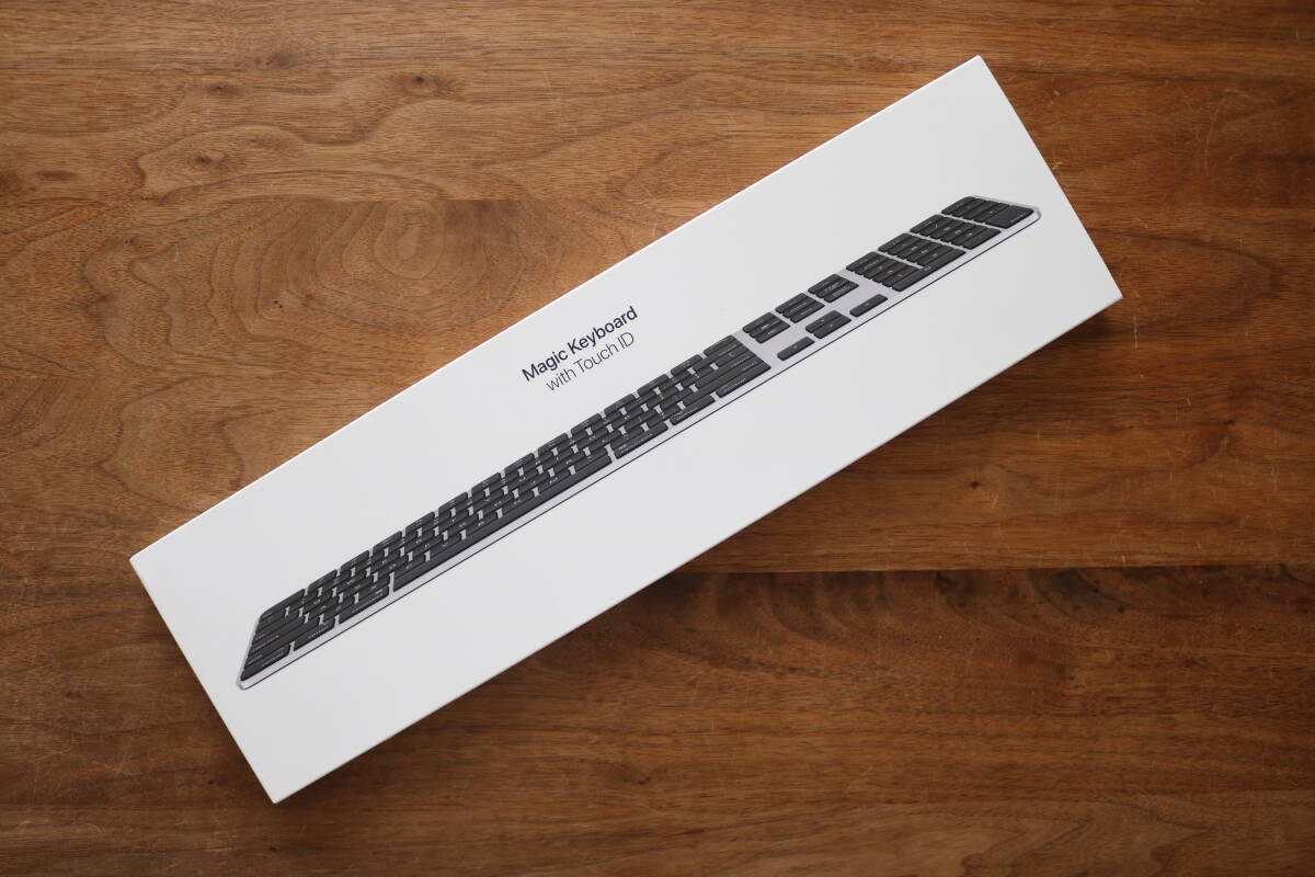 [新品未開封/現行モデル] AppleシリコンMacモデル用 Touch ID搭載 Magic Keyboard ブラック テンキー付き/US配列 A2520 MMMR3LL/A Black_新品未開封！