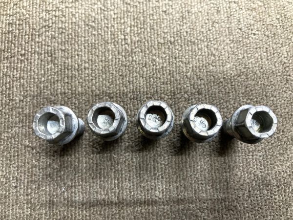 VW original Volkswagen wheel bolt 5ps.@ spherical surface 