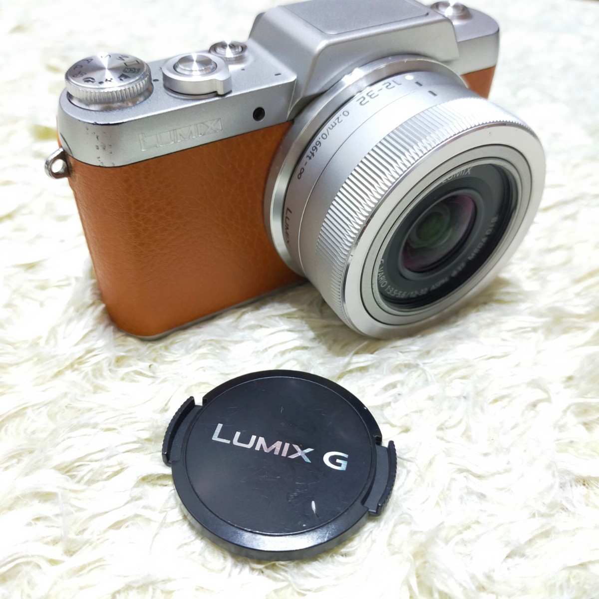 訳あり Panasonic パナソニック LUMIX リミックス ミラーレスカメラ ジャンク ダブルレンズ　望遠 標準 コンパクト DMC-GF7W キャメル_画像2