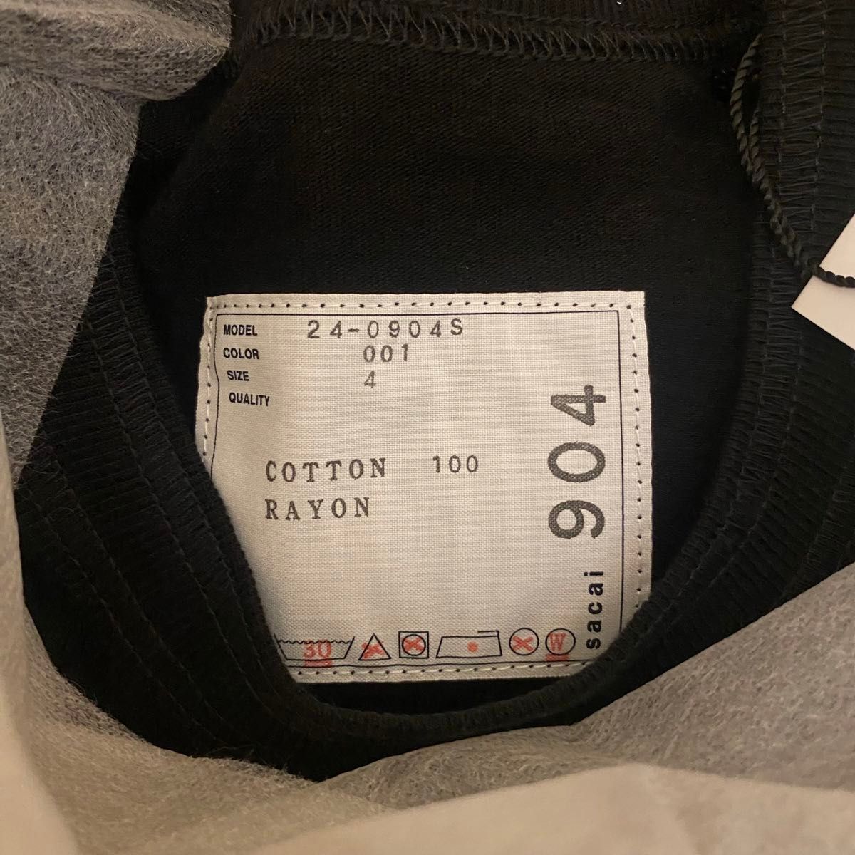 新品 Sacai Tシャツ 伊勢丹限定 サイズ4 Black ブラック サカイ 新品 Sacai Tシャツ 伊勢丹限定 サイズ4 Black ブラック サカイ