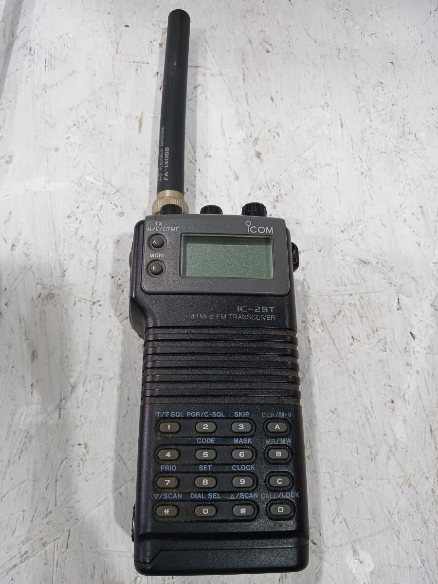 iCOM アイコム 144MHz FM トランシーバー IC-2ST IC-T90 無線機 現状品_画像4