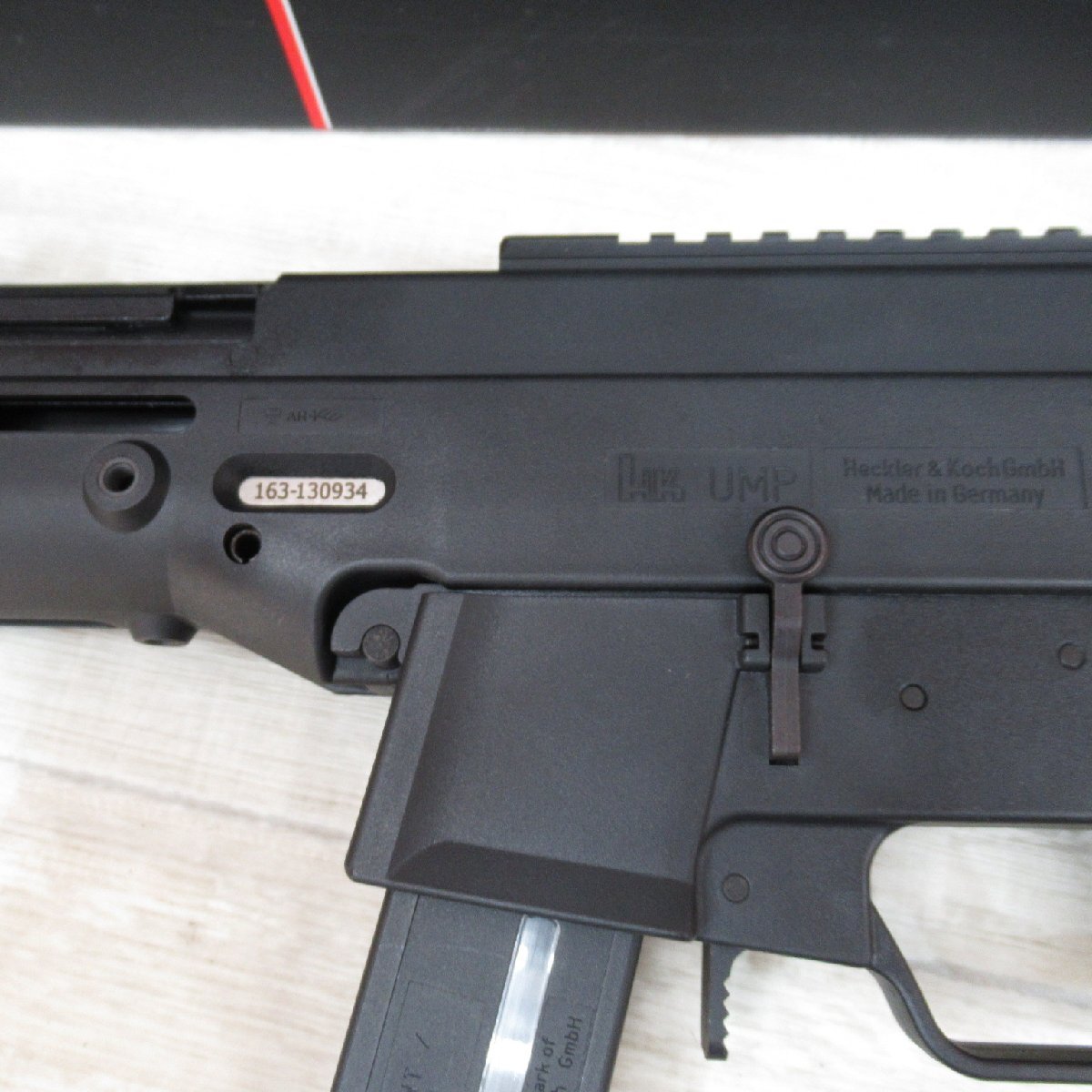 TB1117/Umarex H&K UMP 45 (JPver./HK Licensed) ガスガン本体 HECKLER & KOCH サイレンサー付き SD UMP 45 Auto 01-000168の画像8