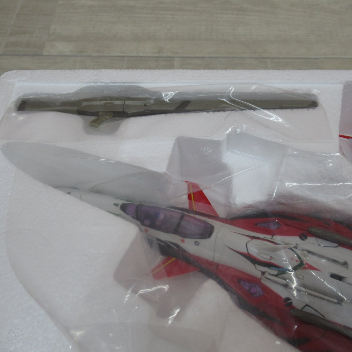 TB1172/劇場版マクロス恋離飛翼 サヨナラツバサ YF-29 デュランダルバルキリー（早乙女アルト機）DX超合金 GE-53_画像5