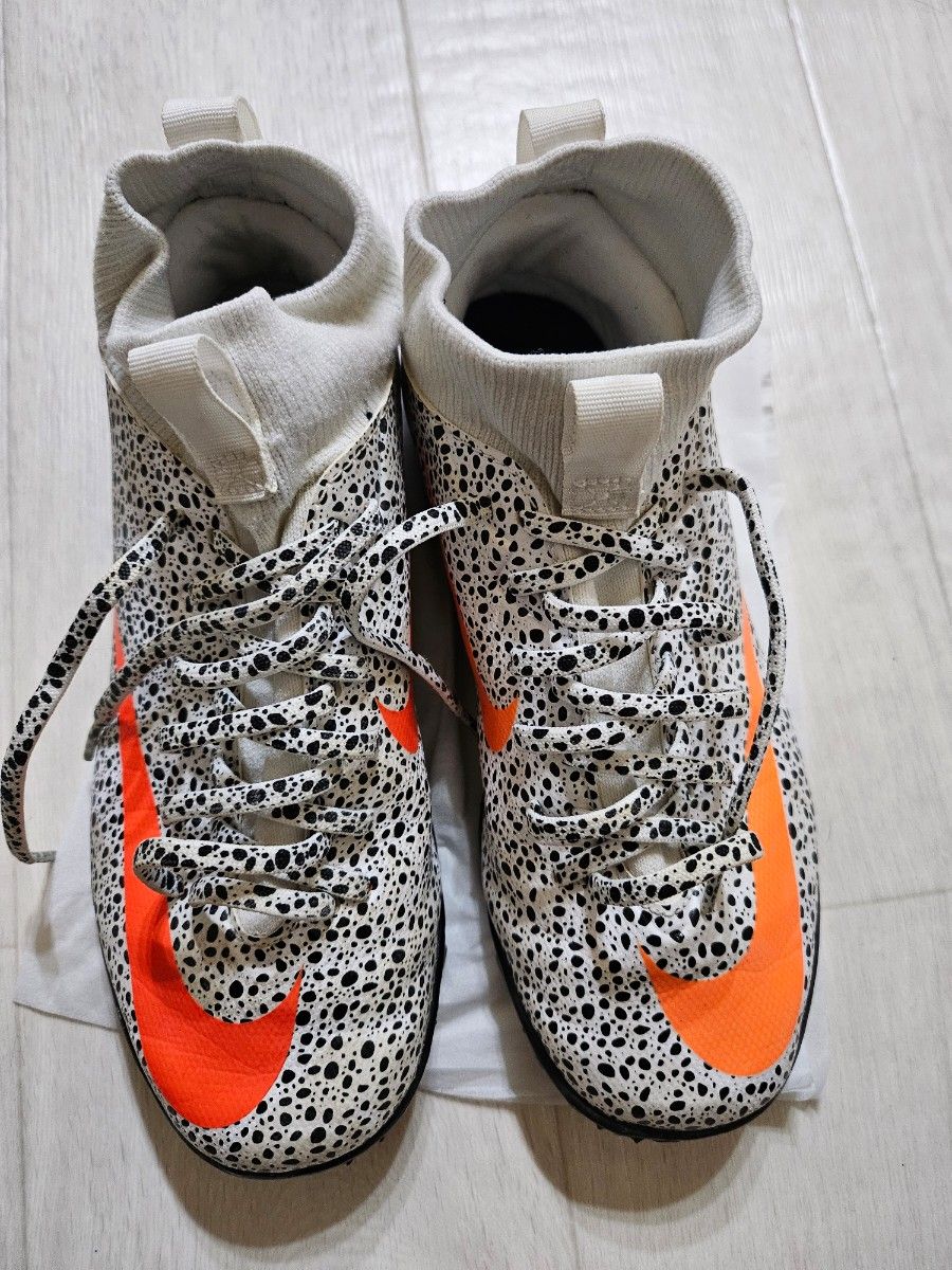 NIKE サッカースパイク 2足セット|Yahoo!フリマ(旧PayPayフリマ) NIKE サッカースパイク 2足セット|Yahoo!フリマ(旧PayPayフリマ)