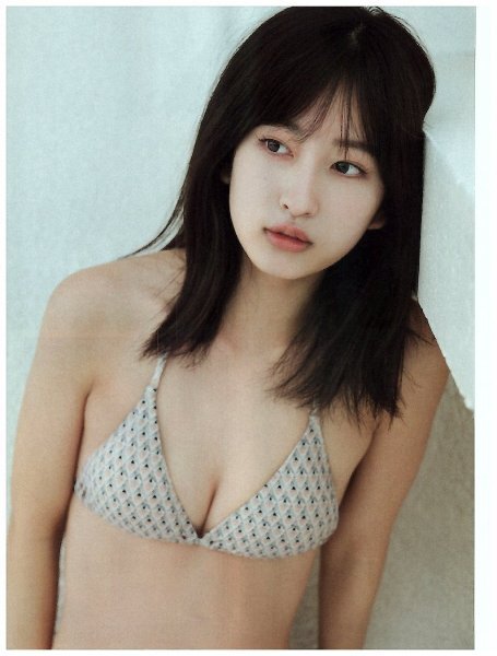 斉藤里奈　水着姿あり　切り抜き　5.5ページ　送料無料_画像1