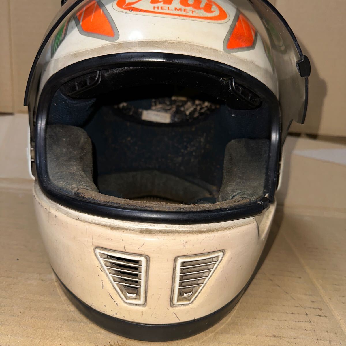 あ-7201）Arai アライ ヘルメット 57-58cm 中古現状ジャック品_画像2