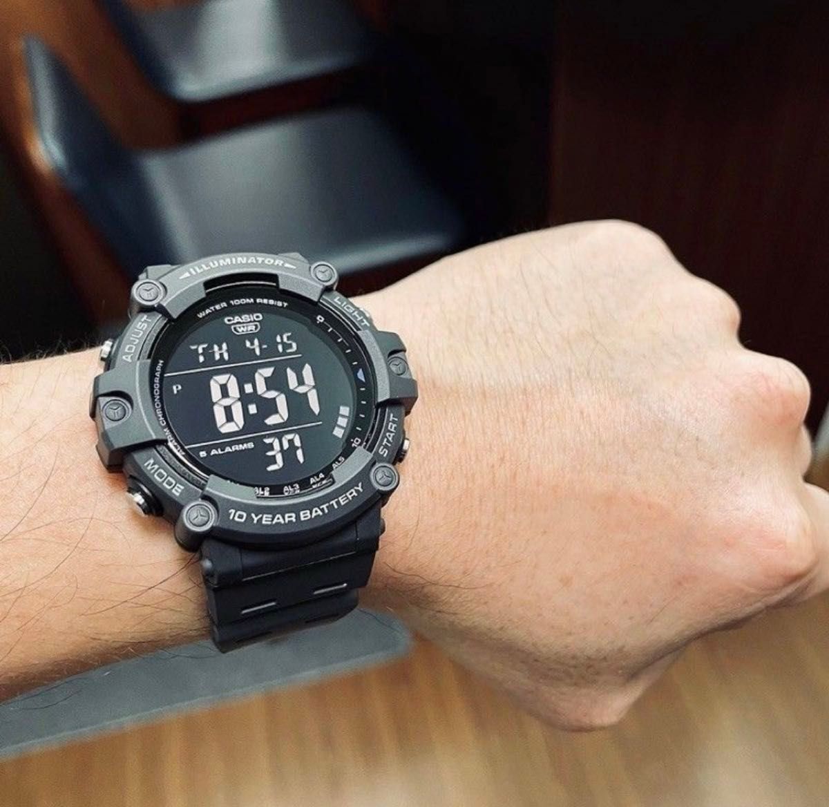 カシオ　デジタル腕時計　新品　海外モデル　ビッグフェイス　キャンプ　アウトドア
