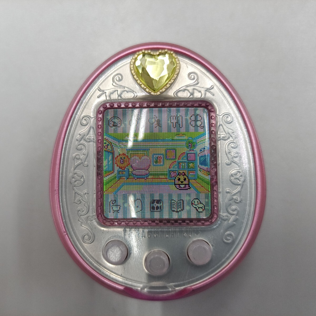 中古 バンダイ BANDAI Tamagotchi 4U+ Anniversary Ver. パールピンク たまごっちアニバーサリー アイカツ_画像1